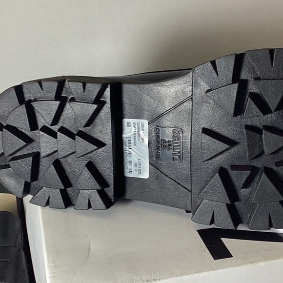 CHRISTIE FLAT - Picture 10 of 11